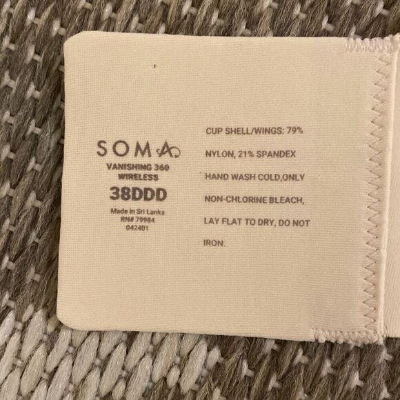 Soma bra vanishing 360 wireless bra size 38DDD - Picture 4 of 5